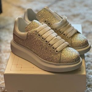Alexander McQueen Glitter Sneakers 💥Brand New💥